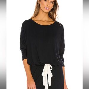 BNWT Eberjey Gisele Slouchy top in Black & Ivory